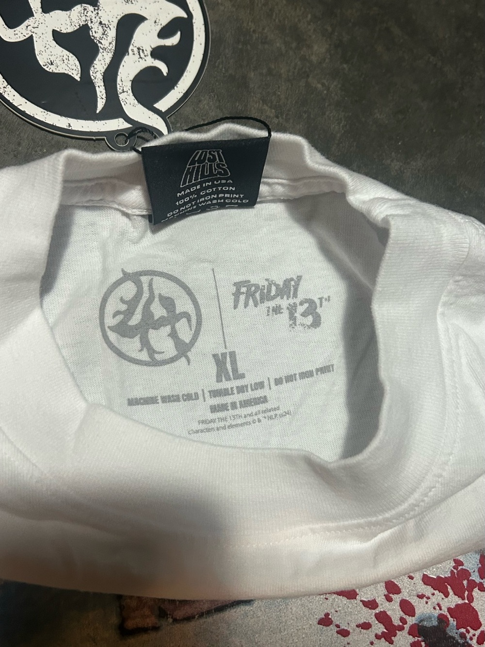 Lost Hills Jason Mask Friday the 13th Graphic Short Sleeve Tee - Picture 3 of 5